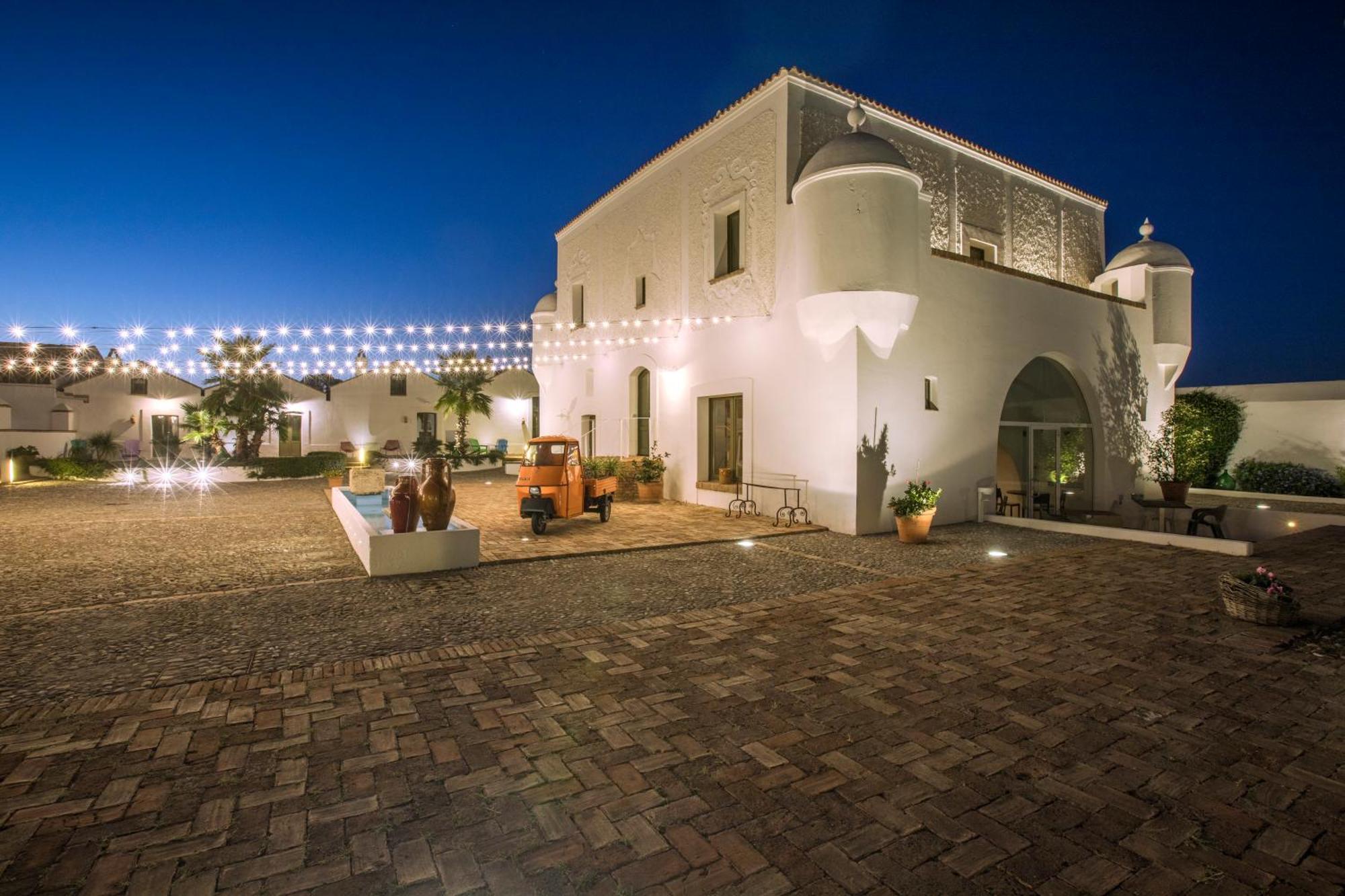 Torre Fiore Hotel Masseria ピスティッチ エクステリア 写真
